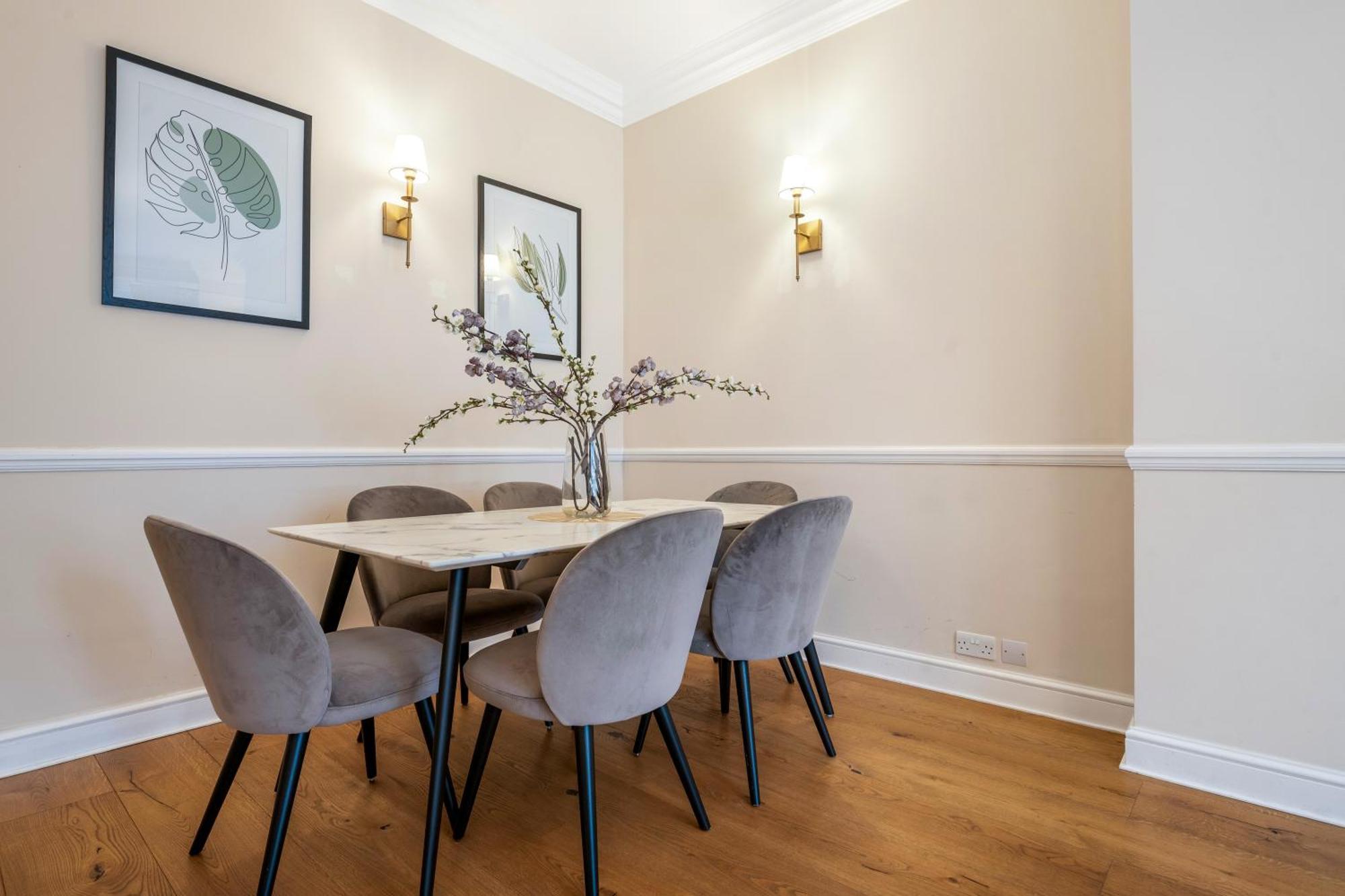 Spectacular 3 Bed In Berkeley Sq Mayfair 伦敦 外观 照片