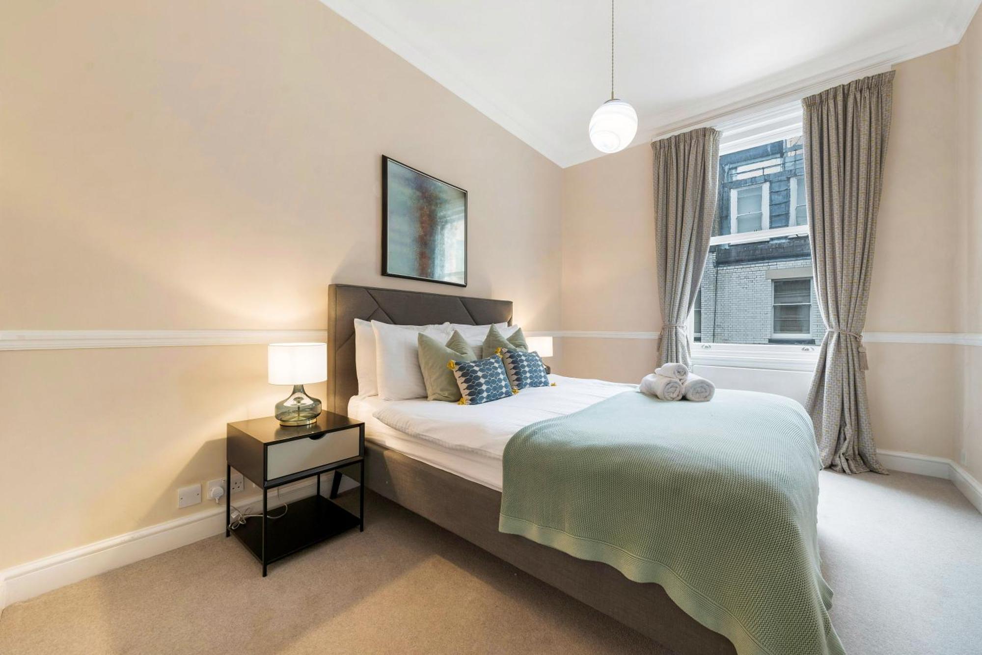 Spectacular 3 Bed In Berkeley Sq Mayfair 伦敦 外观 照片